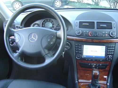 Image 8 of 05 Mercedes E320 Black